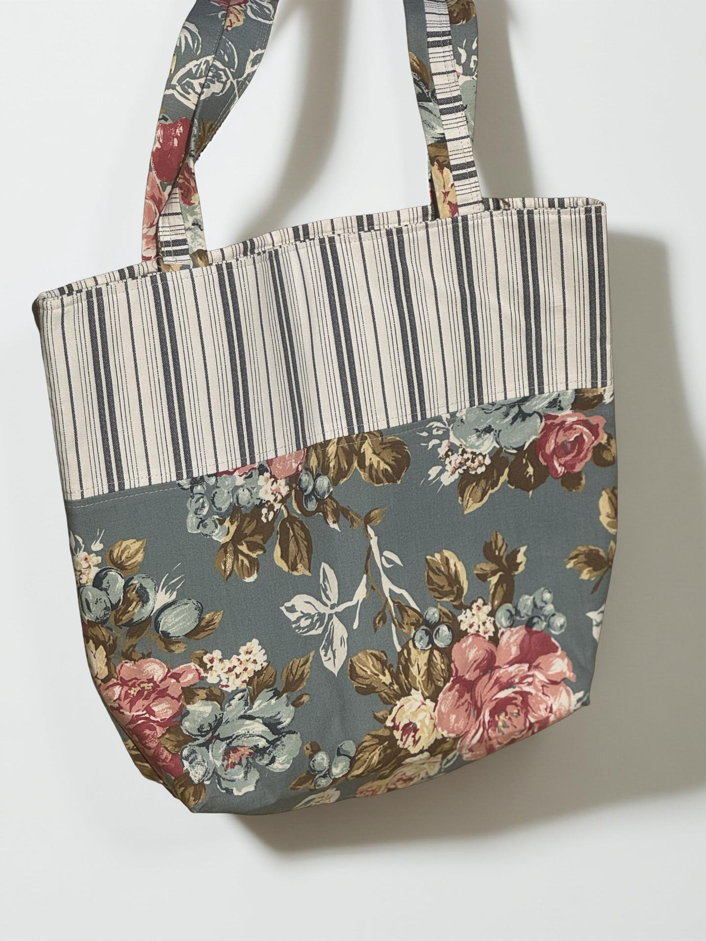 Shoreline Blossom Tote