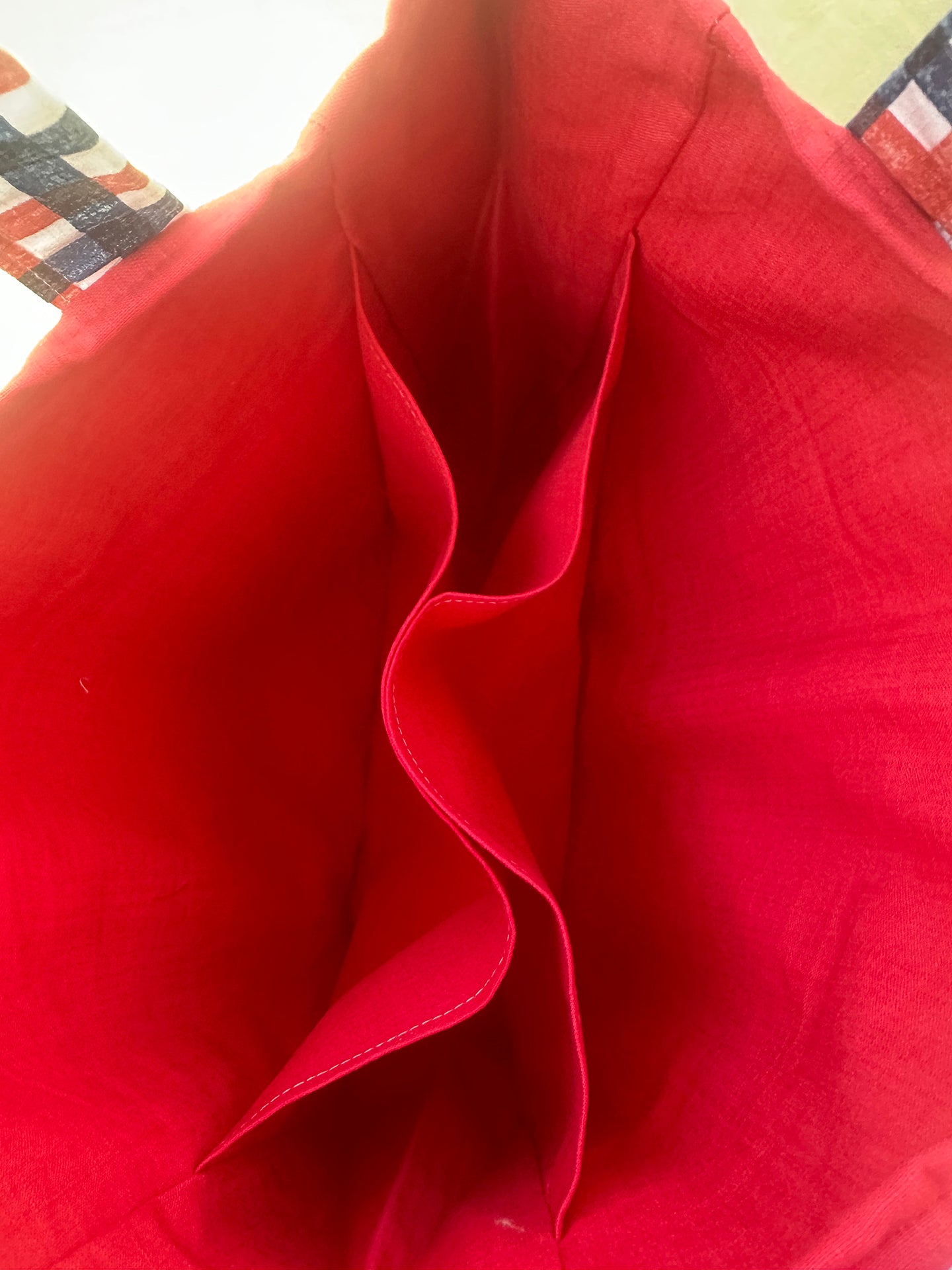 Classically Americana Zippered Tote Bag