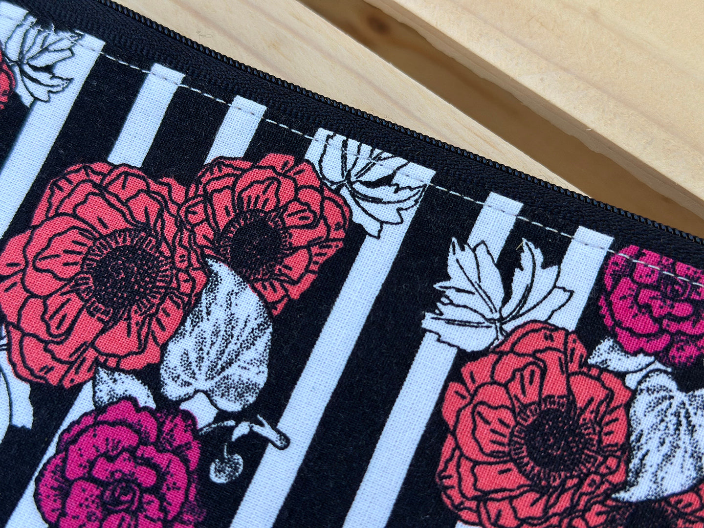 Floralista Slimline Zip Pouch