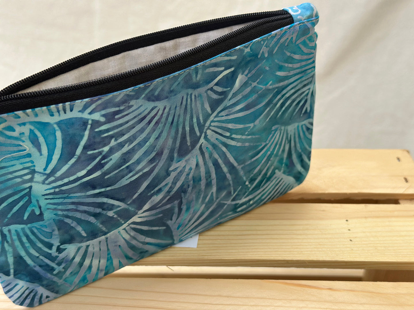 Life Aquatic Slimline Zip Pouch