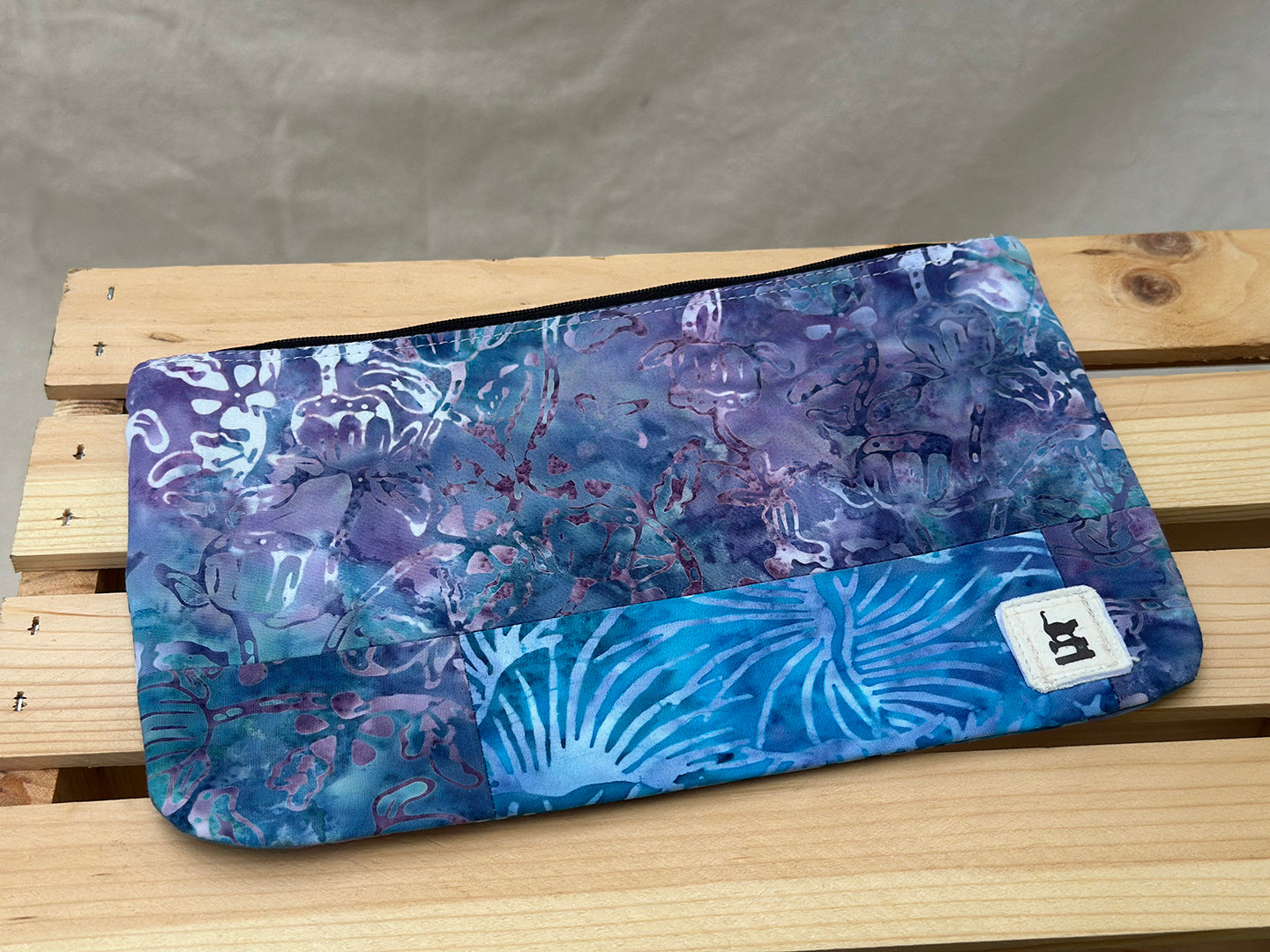 Life Aquatic v2 Slimline Zip Pouch