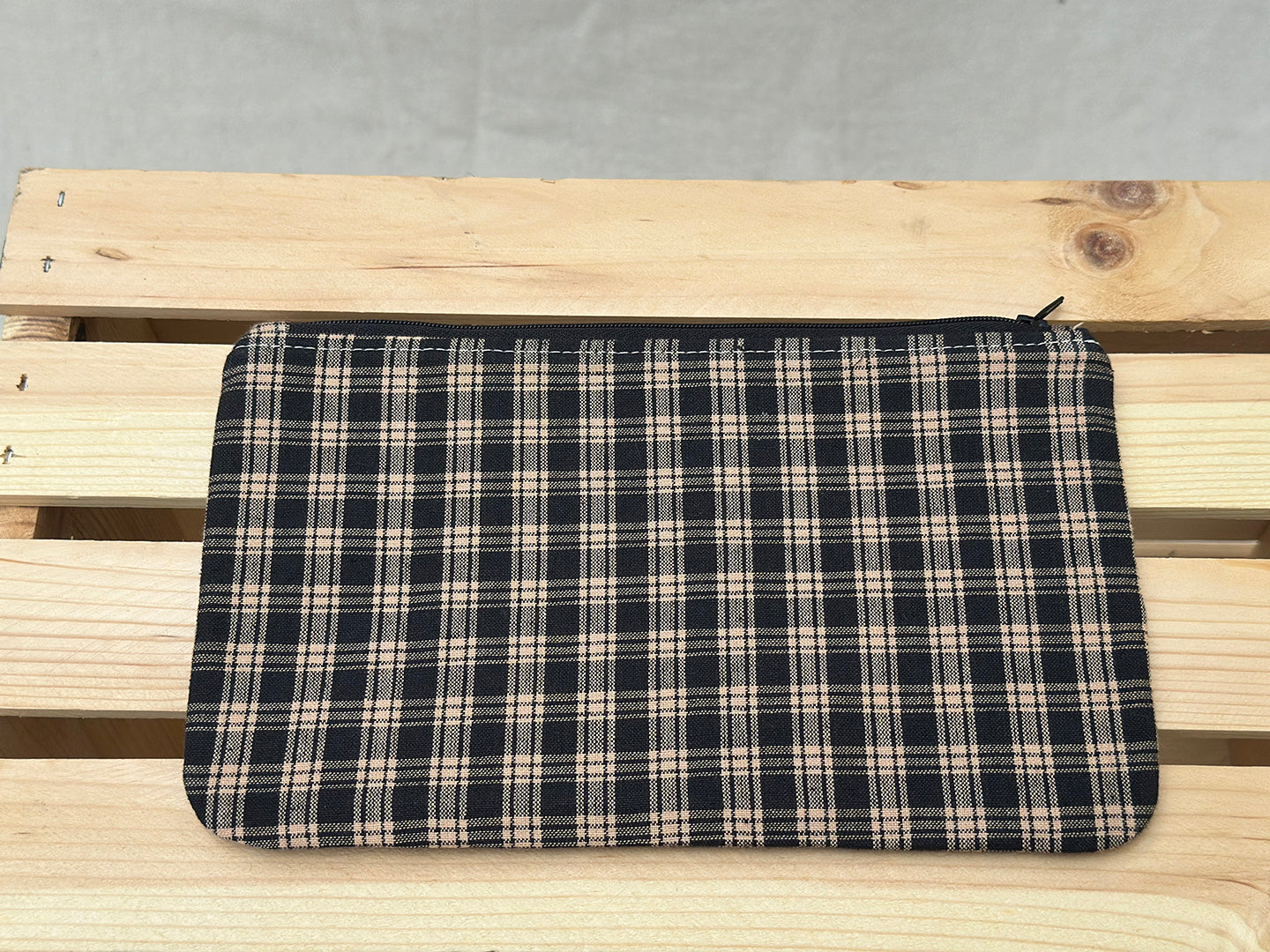 Checkered Antique Gold & Black Slimline Zip Pouch