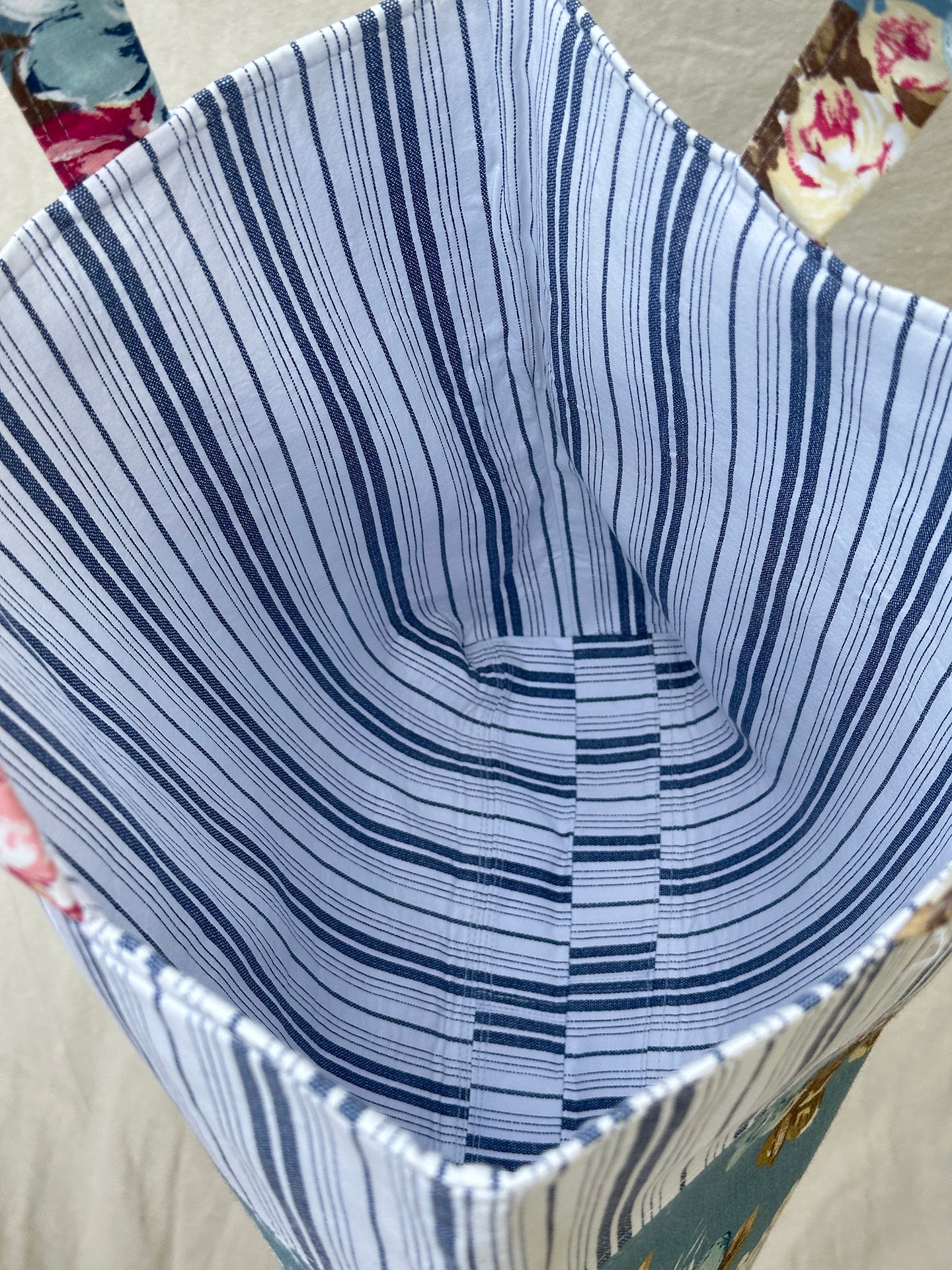 Shoreline Blossom Tote