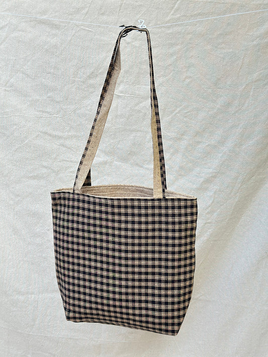 Sandstone Gold & Black Tote