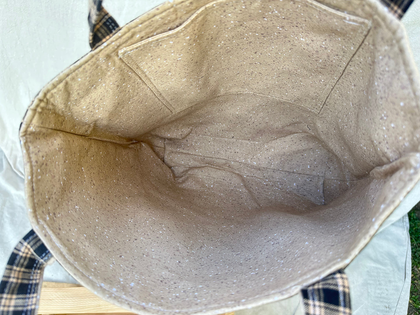 Sandstone Gold & Black Tote